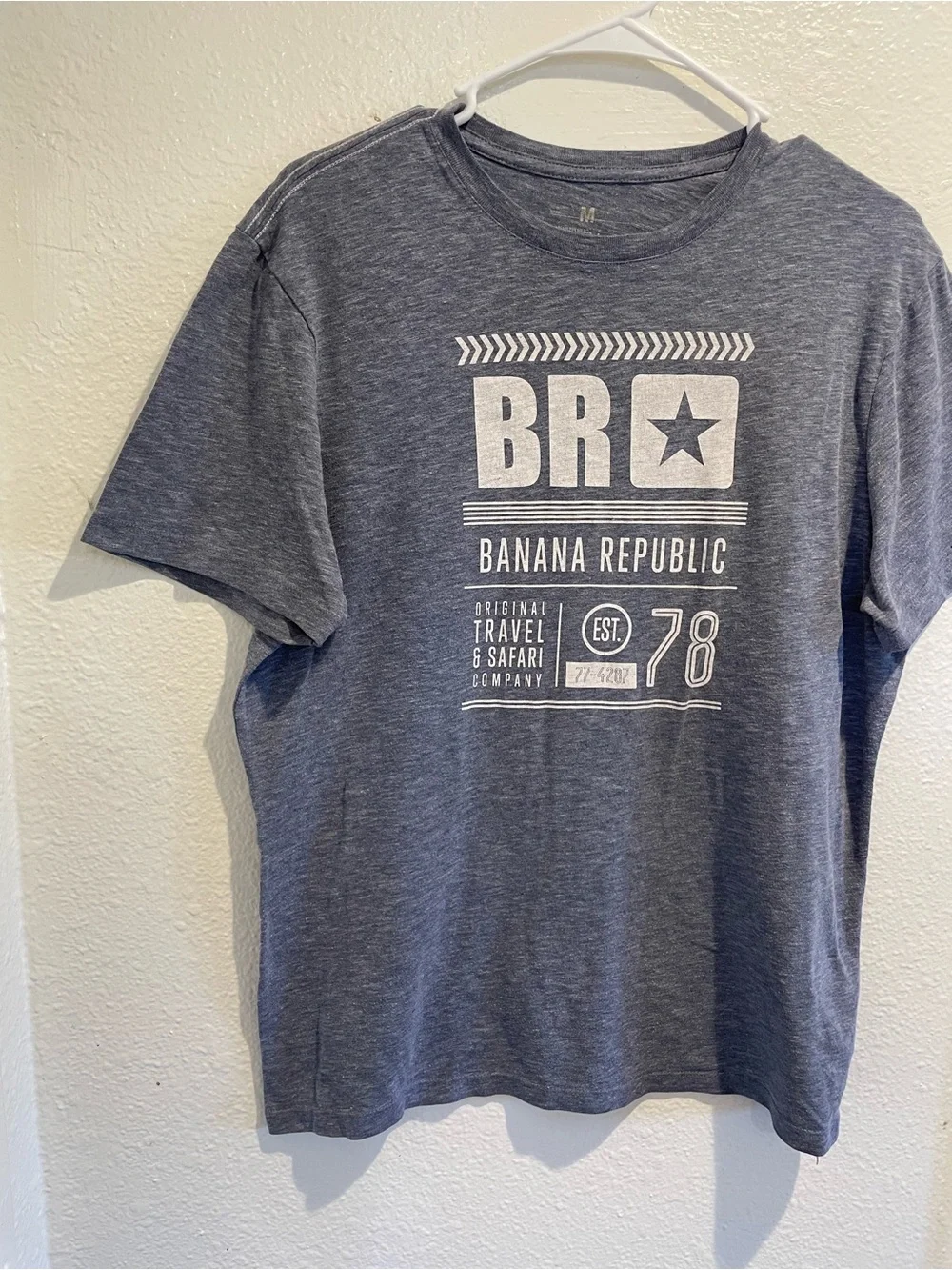 Banana Republic Travel Safari Company Graphic Tee Shirt Blue Mens Medium Est 78